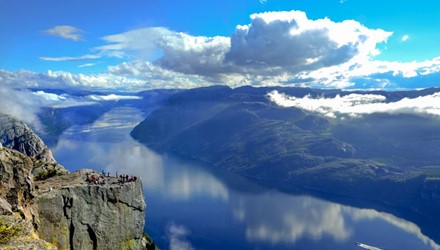 DE PRACHTIGE LYSERFJORD